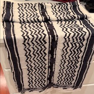 Vela NWT original kufiyya modal “Freedom Scarf” from 2014